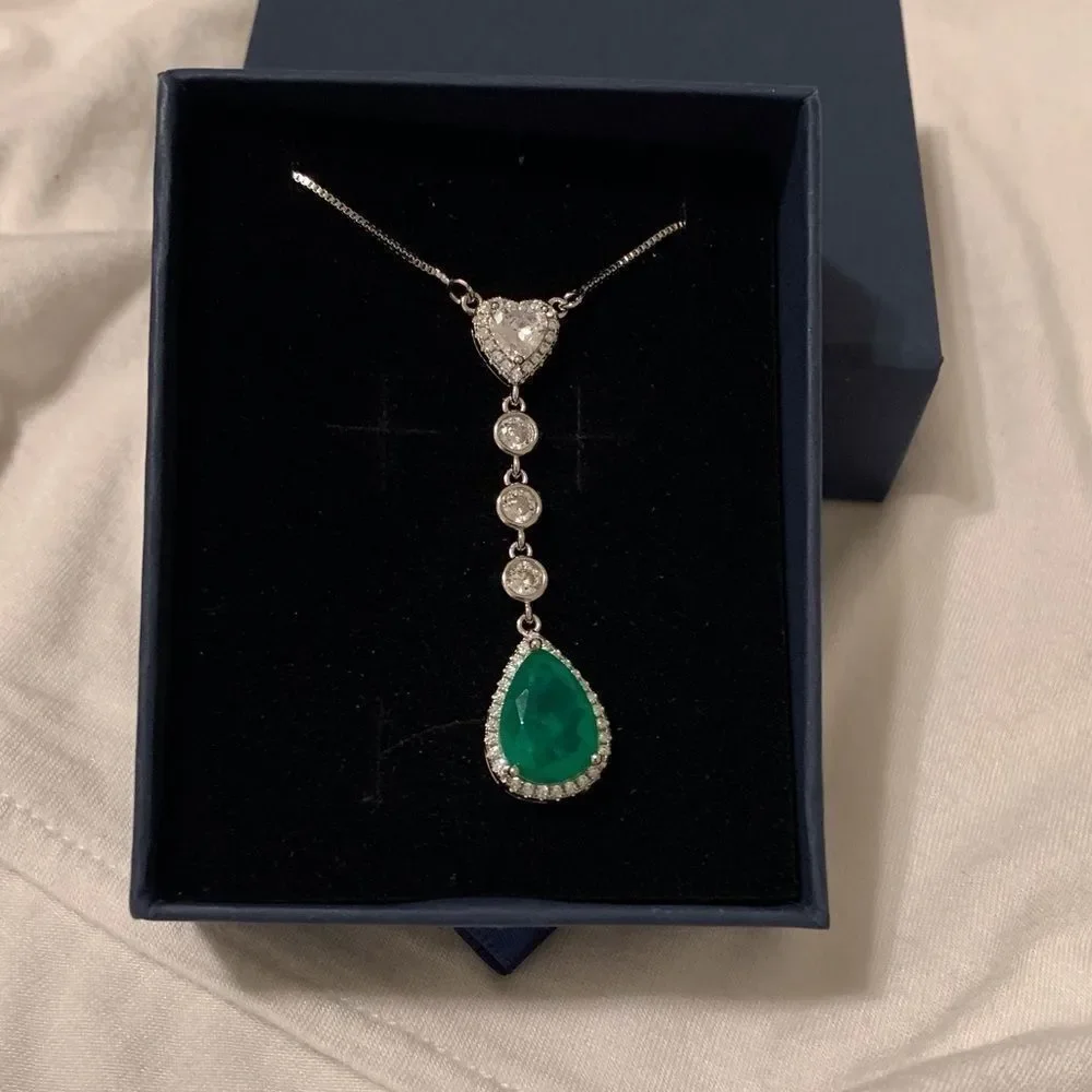 🌹Platinum Plated CZ Water Drop Pendant - Picture 3 of 8